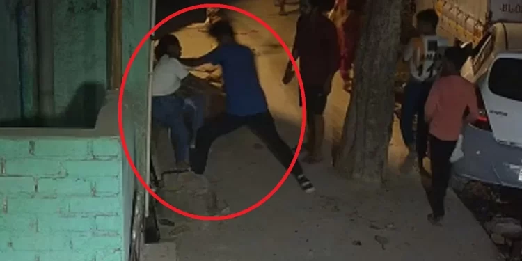 Breaking News: 16-year-old girl crushed to death with stone