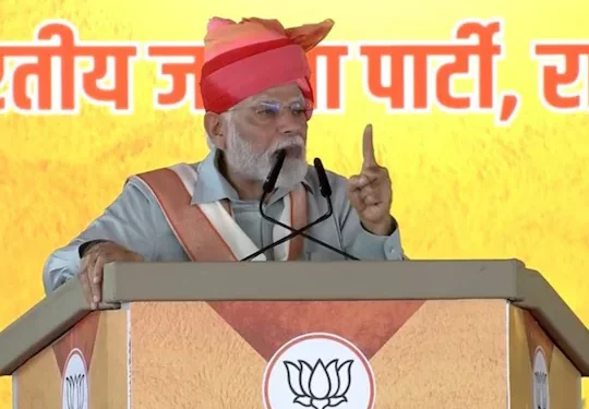 PM Modi Mentions ‘Red Diary’ in Rajasthan Speech: ‘Congress Ke Netao Ki Bolti Bandh…’