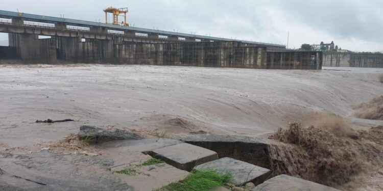 Water level in Haryana’s Hathnikund barrage rises amid rain in Punjab, Haryana