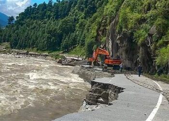 Weather likely to worsen in Himachal Pradesh; IMD issues orange alert, cautions against landslides, flash floods