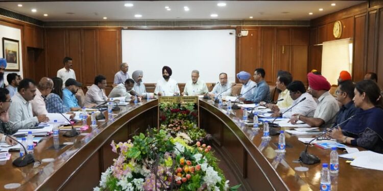Punjab to implement scheme of giving reward of Rs.5K to Good Samaritans for saving lives of road accident victims