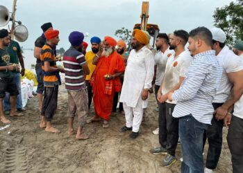 MINISTER BALKAR SINGH REVIEWS MEDICAL FACILITIES AT FLOOD-AFFECTED VILLAGES