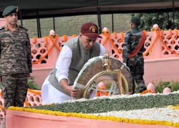 India will not hesitate to cross LoC: Rajnath Singh says in Ladakh on Vijay Diwas