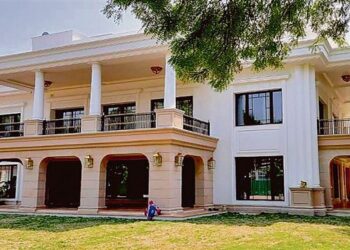 CBI to probe ‘irregularities’ in Kejri’s bungalow renovation