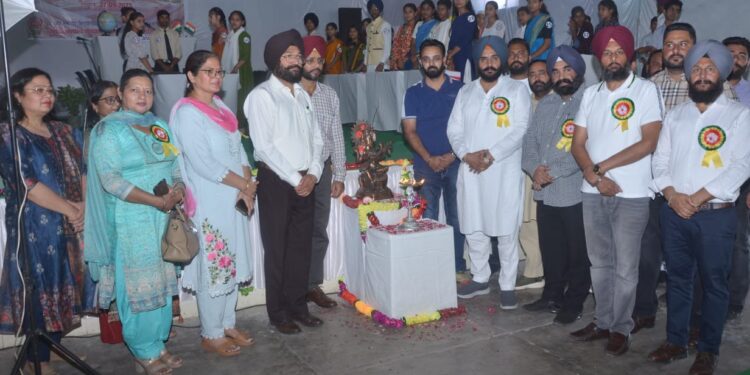 Jawahar Navodaya Vidyalaya, Fatehpur Rajputan, Hosts 25th Youth Parliament: A Triumph of Young Democracy