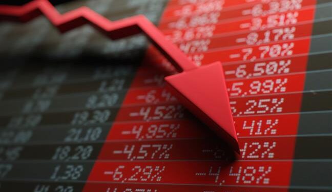 Stock market declines in volatile trade, snaps two-day rally