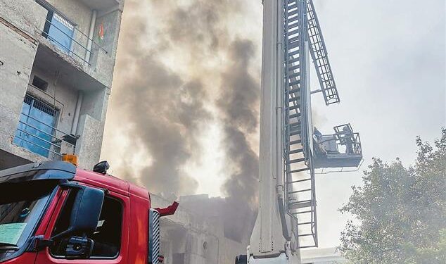 Fire at Delhi plastic factory