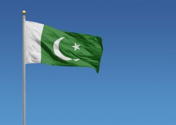 Pakistan Army backs government decision to deport illegal foreigners starting November 1