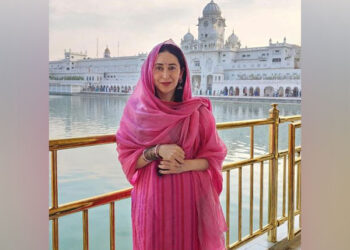 Karisma Kapoor’s Amritsar visit was about Golden Temple
