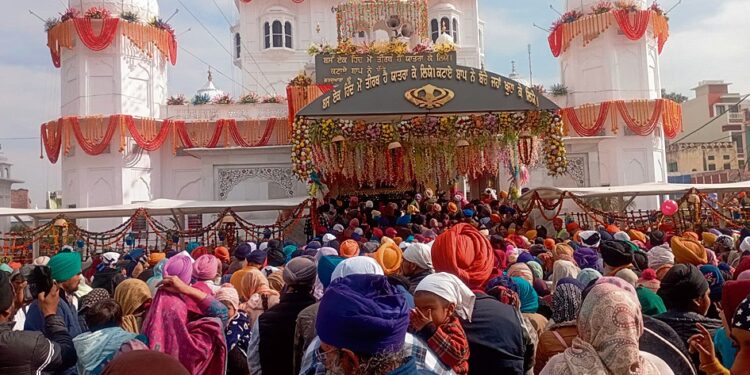 On the second day of Shaheedi Jor Mela, a large number of sangat salutations
