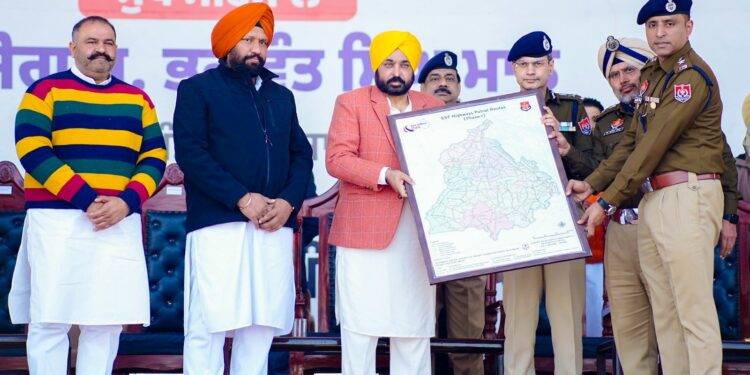 CM put forth his vision in form of Sadak Surakhya Force before people