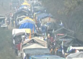 Stay informed with real-time updates on the Farmers Protest 2.0: Tractor-bound farmers kickstart the ‘Dilli Chalo’ march through Shambu and Khanauri, prompting heightened security in Delhi.