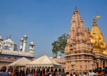 Three decades after Mulayam Yadav sealed the Gyanvapi Cellar, Hindus continue to gather there for their prayers.