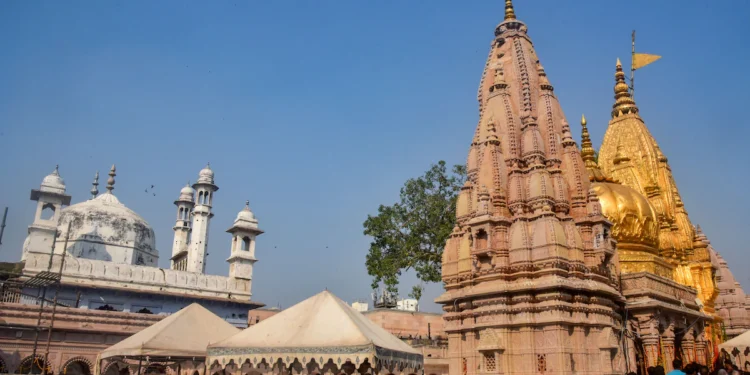 Three decades after Mulayam Yadav sealed the Gyanvapi Cellar, Hindus continue to gather there for their prayers.