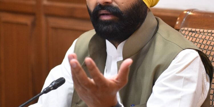 LALJIT SINGH BHULLAR WARNS GOVERNMENT AND PRIVATE BUS DRIVERS/CONDUCTORS TO STOP HARASSING PASSENGERS AT ONCE