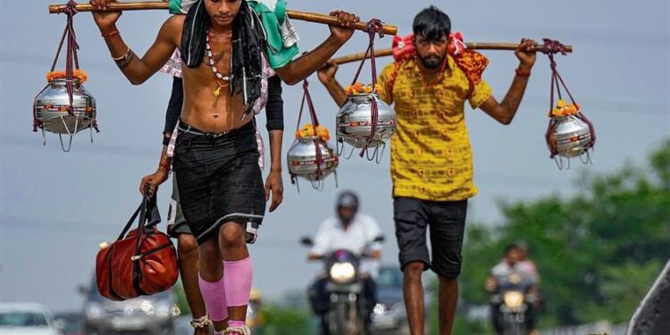 Supreme Court halts UP government’s directive for restaurants to exhibit owners’ names along Kanwar Yatra route.