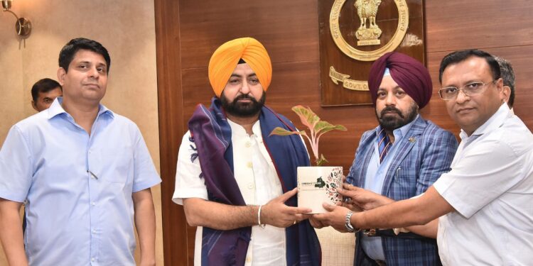 Environmental pollution and Unauthorized colonies will not be tolerated during the planned development of cities