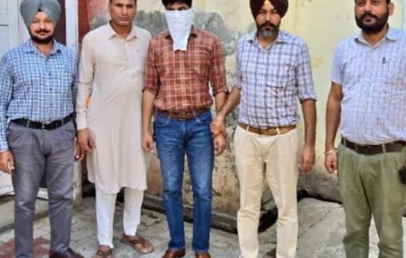 Vigilance Bureau arrests Police Head Constable for accepting Rs 5,000 bribe