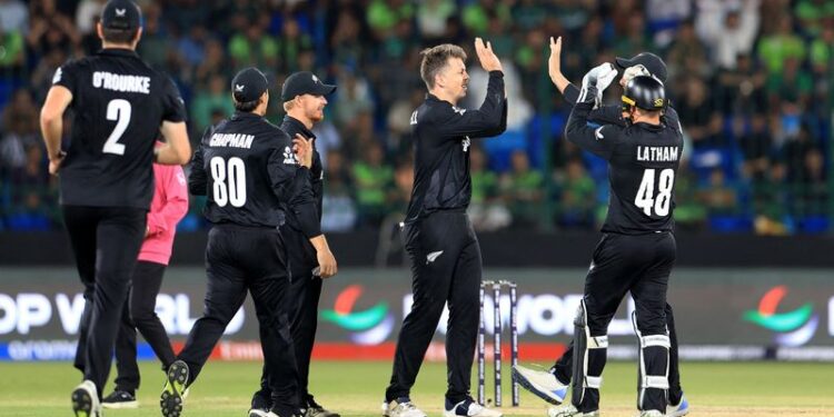 Pakistan experiences a disappointing beginning in the Champions Trophy.