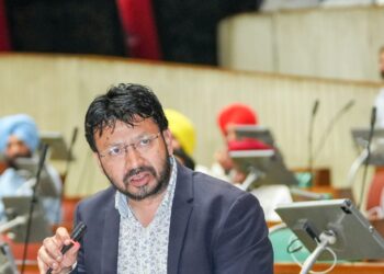 Local Government Minister Dr. Ravjot Singh responds to call attention notice in assembly regarding inclusion of 12 Gram Panchayats of Amritsar (North) into Municipal Corporation