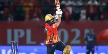 Prabhsimran scores an impressive 91 runs, leading Punjab Kings to a strong performance.