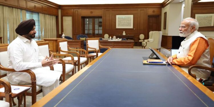 Ravneet Bittu held a meeting with Prime Minister Modi.