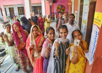 Voter turnout in the Ludhiana West bypoll reached 21.51% by 11 AM.