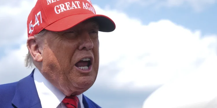 Trump resumes his criticism regarding the India-Pakistan ceasefire situation.