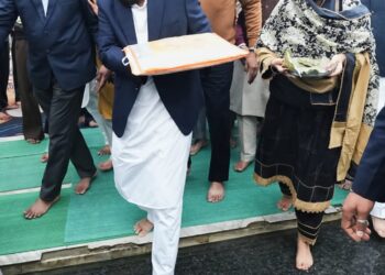 CM Bhagwant Singh Mann pays obeisance at Gurdwara Sri Fatehgarh Sahib