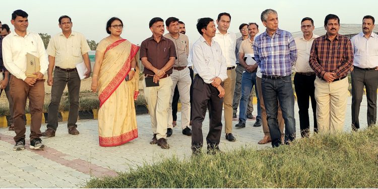 कुलपति ने महाराणा प्रताप उद्यान विश्वविद्यालय का दौरा किया