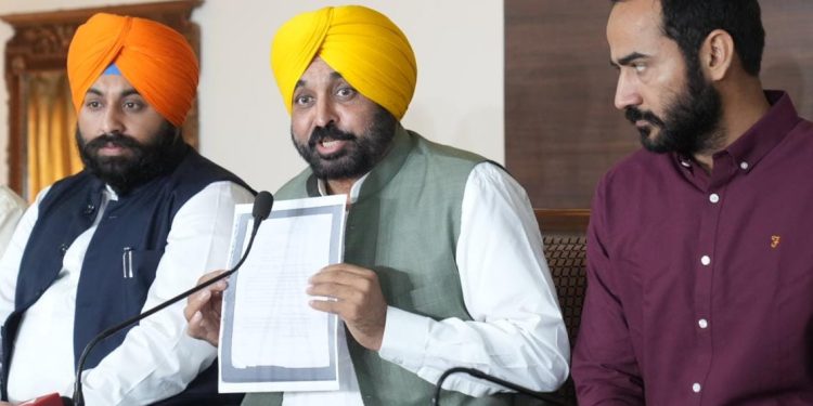 CM भगवंत मान की हरियाणा के मुख्यमंत्री को साफ इंकार; ‘‘पंजाब यूनिवर्सिटी में नहीं मिलेगी कोई हिस्सेदारी’’