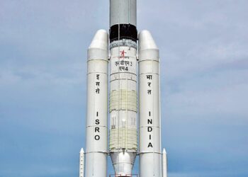 14 को फिर चांद पर चलें