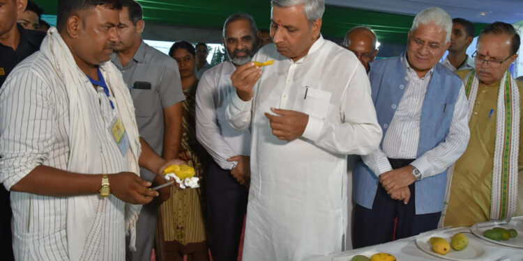 कृषि एवं किसान कल्याण मंत्री श्री जय प्रकाश दलाल ने पिंजौर के यादविन्द्रा गार्डन में 30वें मैंगो मेले का किया शुभारंभ