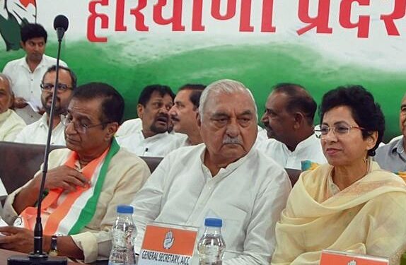 नेताओं की नब्ज टटोल रहे हरियाणा कांग्रेस प्रभारी दीपक बाबरिया