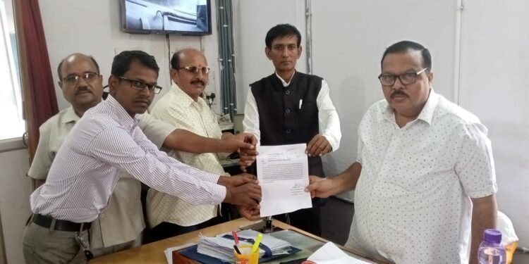 विपक्ष के महागठबंधन का इंडिया नाम रद्द किए जाने की माँग