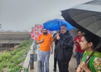  पंजाब के कैबिनेट मंत्रियों द्वारा स्थिति और राहत कार्यों का जायजा लेने हेतु बाढ़ प्रभावित क्षेत्रों का दौरा