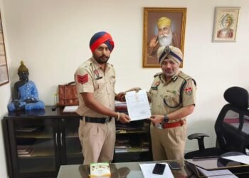 कुत्ते की जान बचाने के लिए पंजाब पुलिस के हैड कांस्टेबल का सम्मान