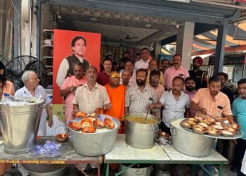 शेर ए हिंद पवन कुमार शर्मा के जन्म दिवस पर लगाए लंगर, समाधि पर उनके श्रद्धालुओं ने किया नमन: शशि भारद्वाज शंकरानंद गिरि