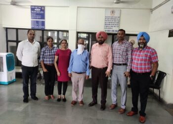 विजीलैंस ने नक्शे की असली फ़ीस 80 रुपए की बजाय 1500 रुपए लेने के दोष अधीन पटवारी को किया काबू