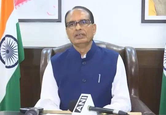 MP: सीएम शिवराज ने दिया तोहफा, राज्य के कर्मचारियों को मिलेगा 42 फीसदी DA