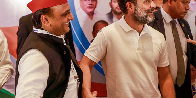 ‘मुझे संयोजक या कोई पद नहीं चाहिए’, बेंगलुरु की बैठक के बाद प्रेस वार्ता में नहीं दिखने पर नीतीश कुमार ने तोड़ी चुप्पी