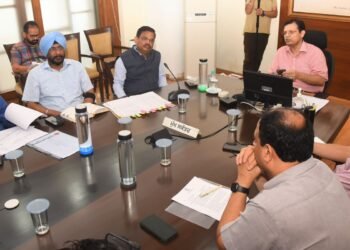 पंजाब सरकार पूरी भरपाई करेगी  बाढ़ से लोगों को हुई परेशानी: अनुराग वर्मा