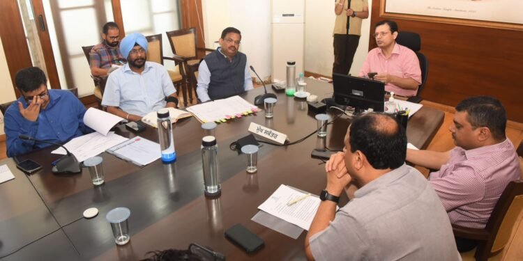 पंजाब सरकार पूरी भरपाई करेगी  बाढ़ से लोगों को हुई परेशानी: अनुराग वर्मा