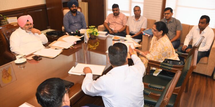 राज्य में फ़सलीय विविधता को प्रोत्साहित करने के लिए मशरूम उत्पादकों की समस्याओं को जल्दी दूर करेंगे: चेतन सिंह जौड़ामाजरा