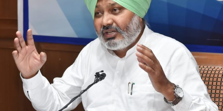 वित्त मंत्री चीमा द्वारा विरोधी पक्ष के नेताओं द्वारा ऋण सम्बन्धी किये जा रहे झूठ प्रचार का कड़ा जवाब  