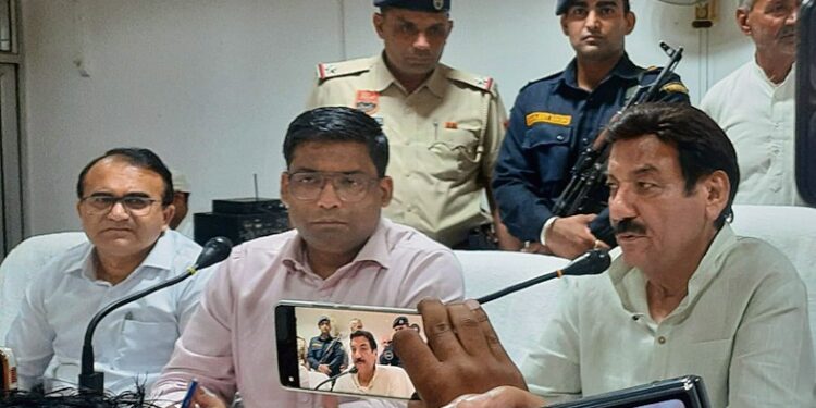 गठबंधन का फैसला बीरेंद्र नहीं, भाजपा-जजपा नेतृत्व करेगा : रणजीत चौटाला