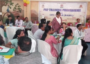 गुरुकुल में जिले भर के प्राचार्यों का परीक्षण सेमिनार सम्पन्न