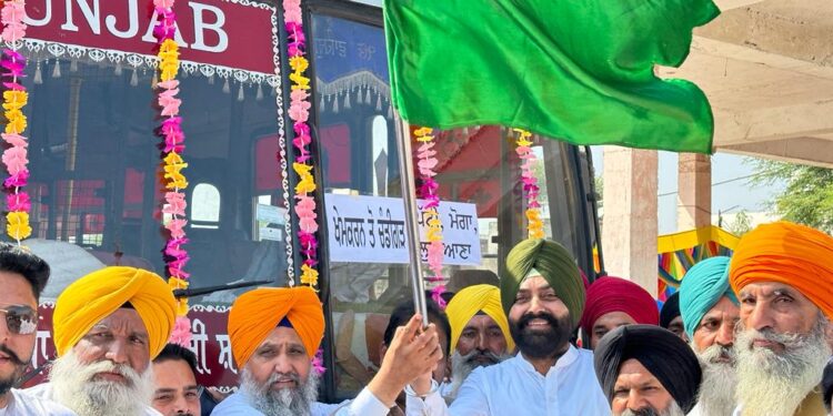 परिवहन मंत्री लालजीत सिंह भुल्लर द्वारा खेमकरण से चंडीगढ़ और तरन तारन से श्री मुक्तसर साहिब के लिए अपनी किस्म की पहली सीधी बसें हरी झंडी देकर रवाना