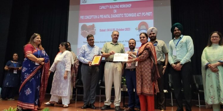 मुख्यमंत्री द्वारा दक्षिण कोरिया को हराकर एशियाई खेल के फ़ाईनल में दस्तक देने के लिए भारतीय हॉकी टीम को बधाई  