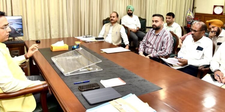 प्रिंटिंग और स्टेशनरी विभाग में जल्द भरे जाएंगे 269 पद : अमन अरोड़ा